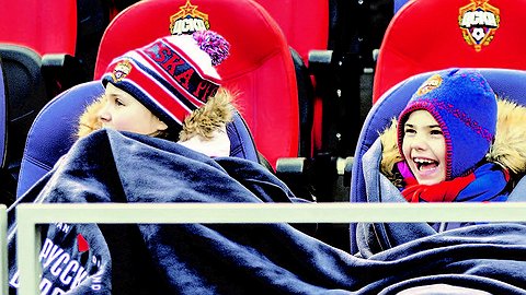 АУ, ЗРИТЕЛЬ! ЕСТЬ КТО ЖИВОЙ?